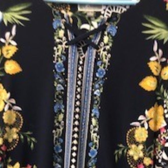Multi-color, flowered blouse - Picture 1 of 7